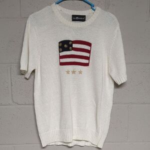 Sag Harbor White Sweater with Flag Design, Medium, Americana, Vintage